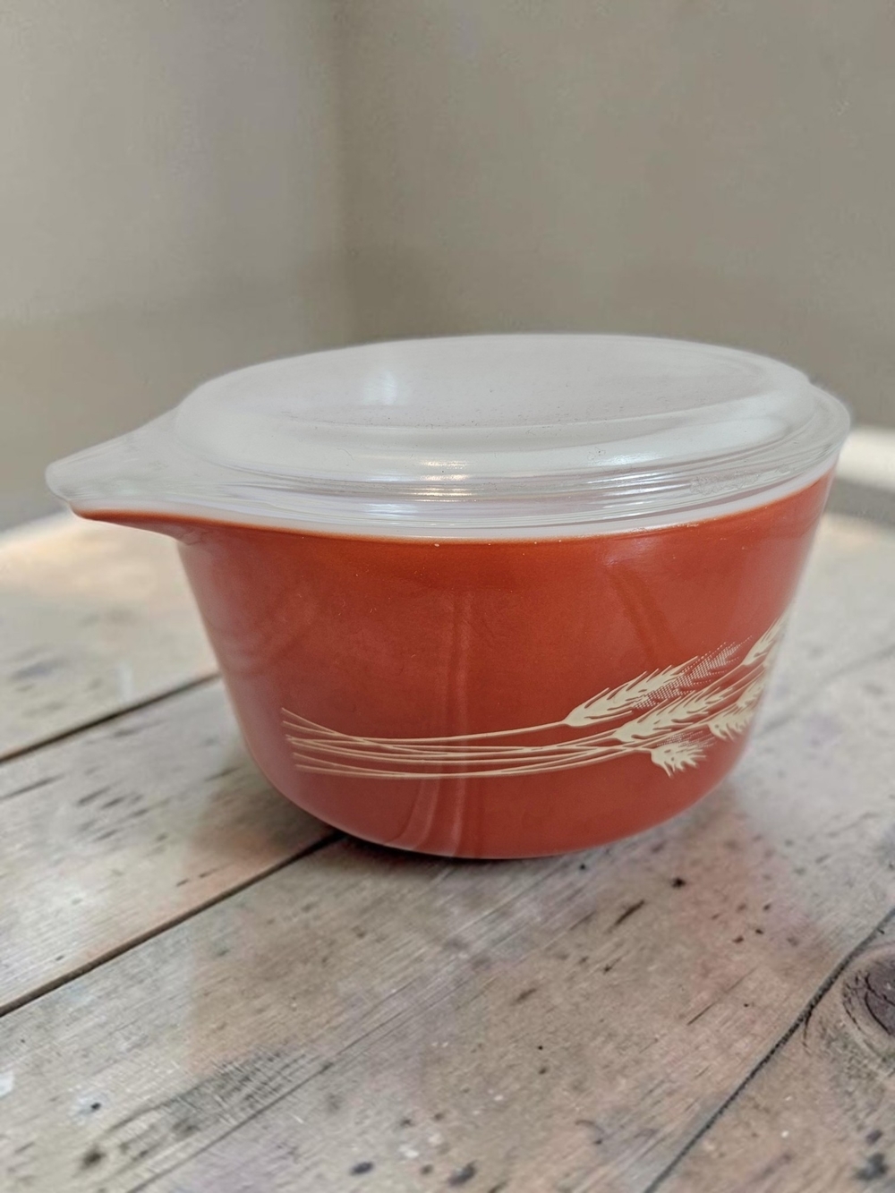 Vintage Pyrex Casserole Dish w Lid Autumn Harvest Wheat 70s MCM Rust Orange USA